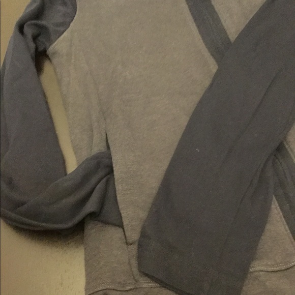 Banana Republic Full Zip Super Soft - Medium - Picture 4 of 5